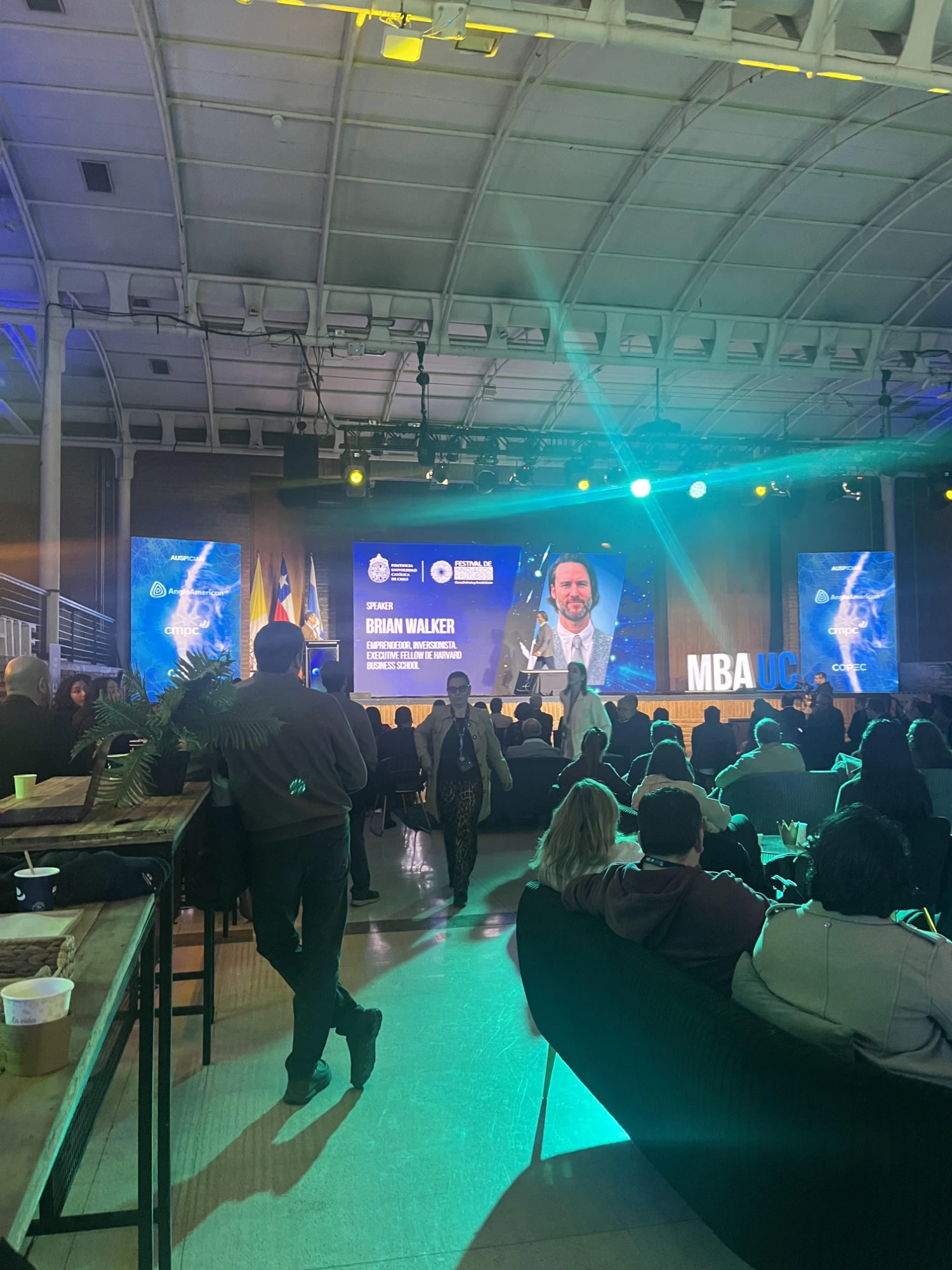 Brian Walker, Executive Fellow de Harvard Business School, en el Festival UC 2026