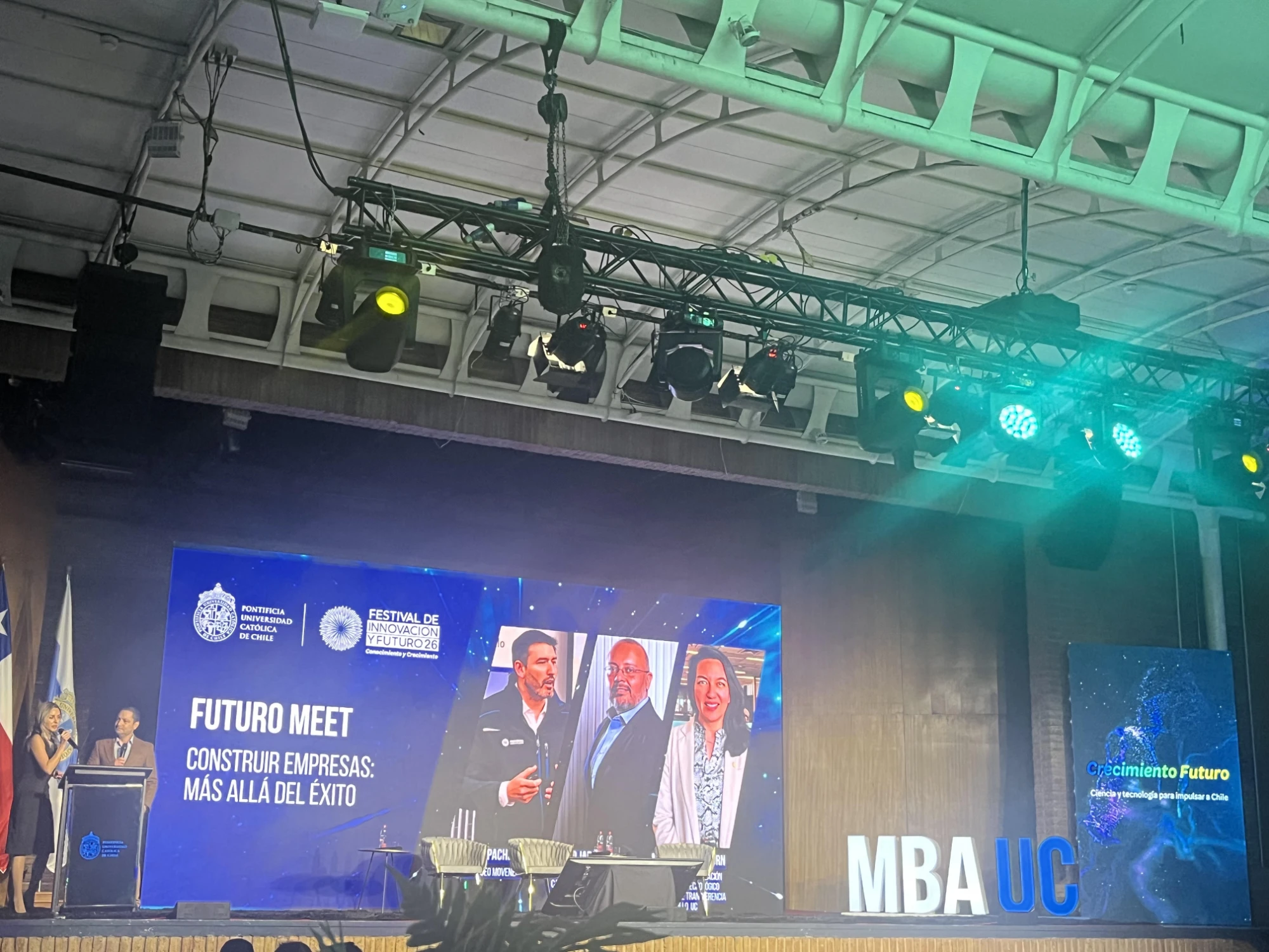Futuro Meet: Construir Empresas, más allá del éxito — Festival de Innovación y Futuro UC